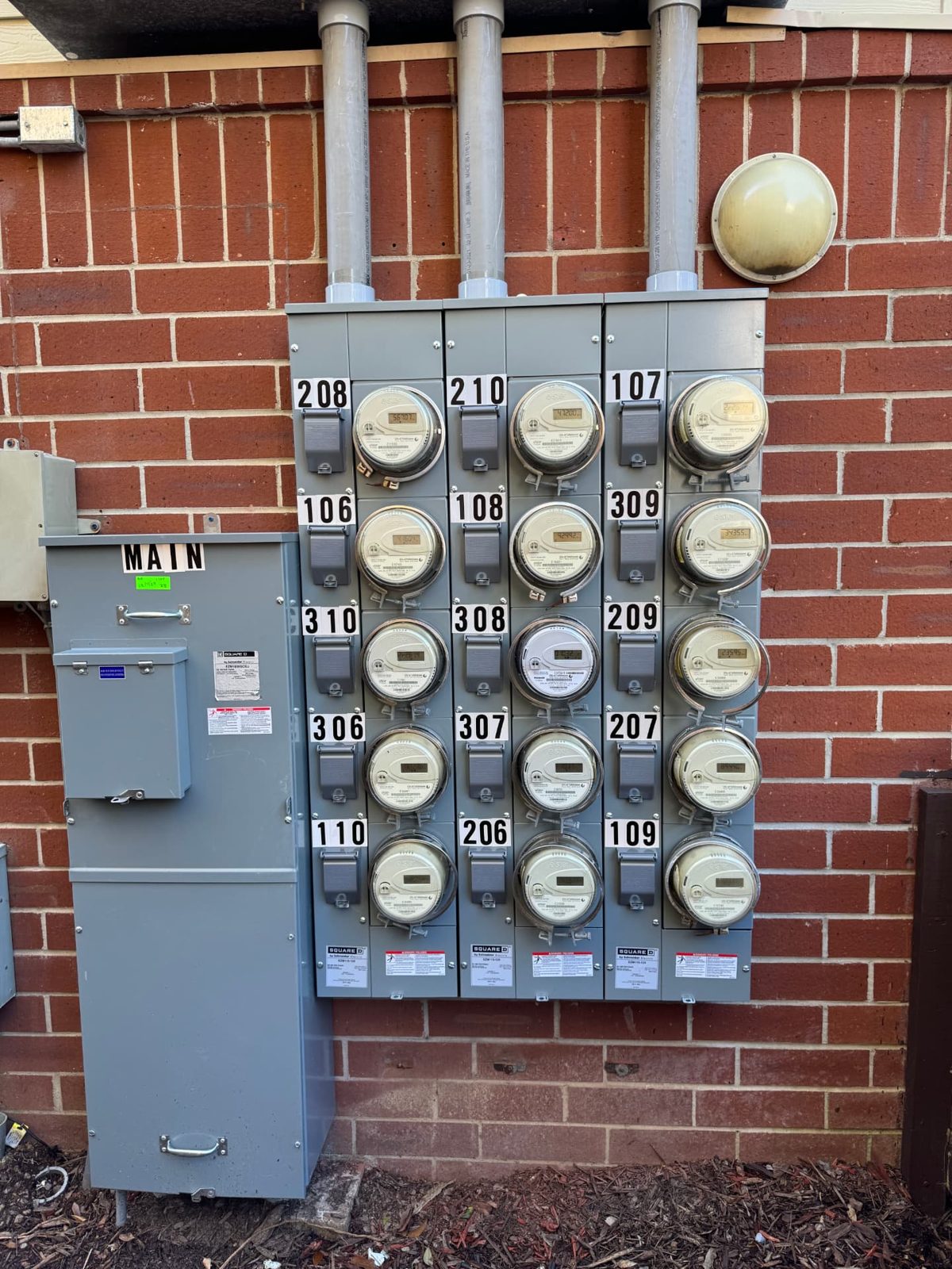 Multi-unit meter bank and main disconnect